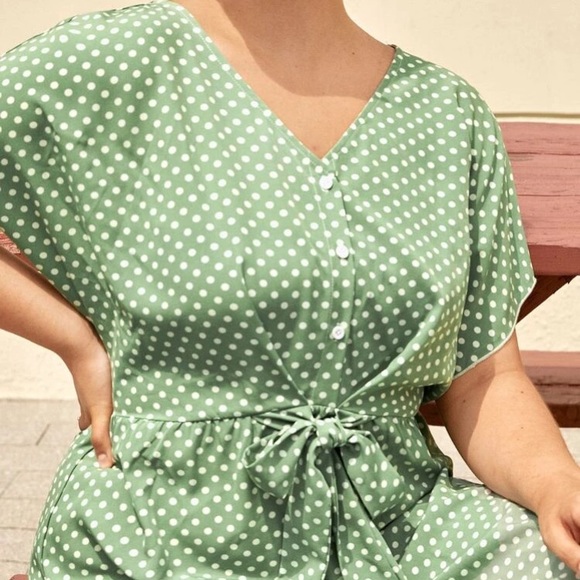 Green Polka Dot Tie Waist Dolman Sleeve Dress 4X - Picture 8 of 9